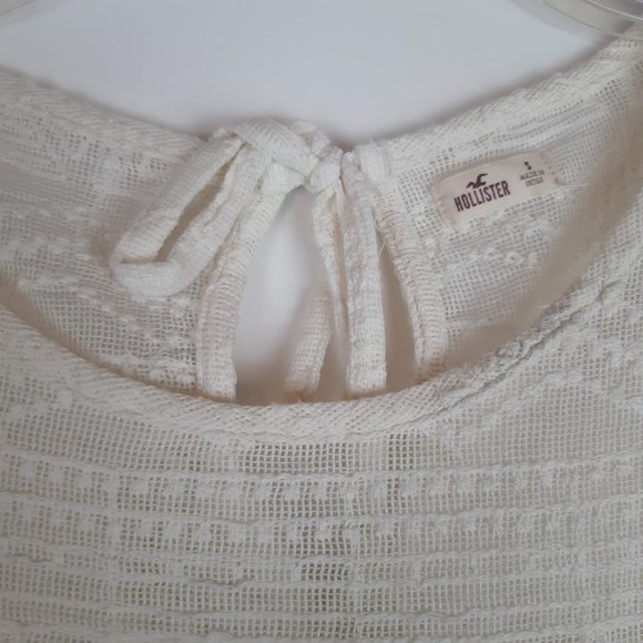 HOLLISTER Romantic Sheer Light Cream Top EUC - Picture 4 of 8